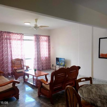 Deluxe Family Beach Condo Portdickson Port Dickson Esterno foto